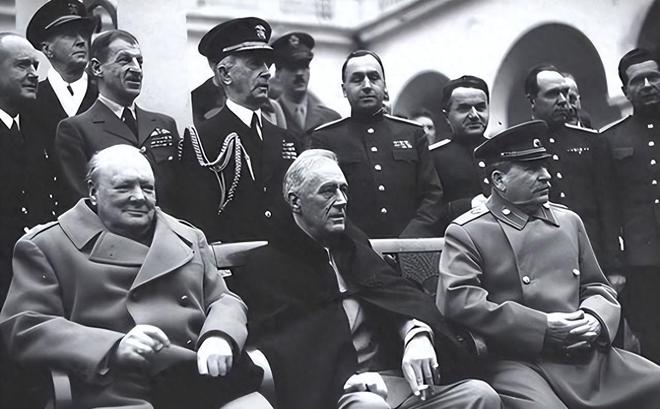 最懂蒋介石的侍卫长晚年曾称：蒋最大错误就是接受雅尔塔协定